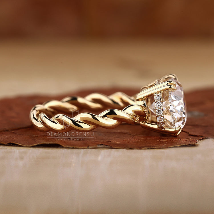 Hidden halo engagement ring in prong setting
