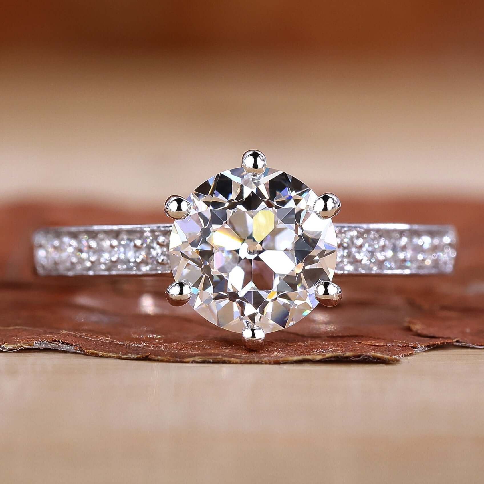 Hidden Halo Ring with a brilliant shine and elegant design.