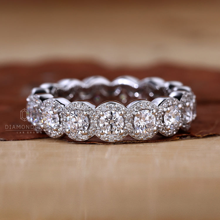 Diamondrensu UK halo wedding band with round cut diamonds
