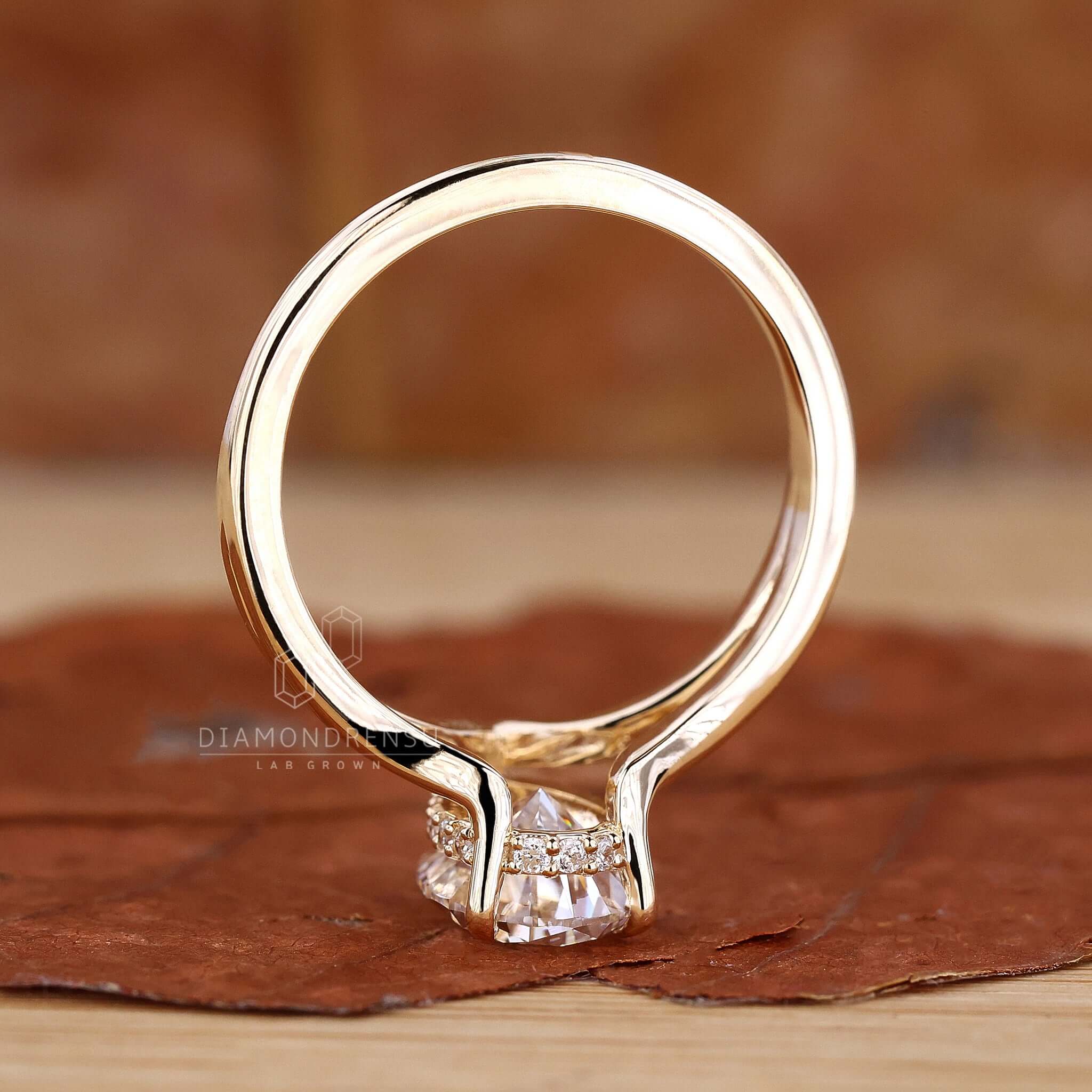 Split Shank Pear Ring combining style and sophistication with a pear-shaped diamond.