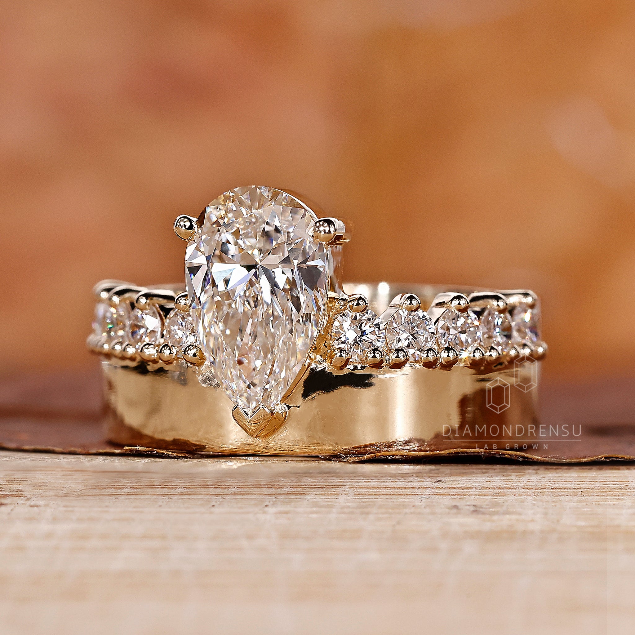 Diamondrensu UK ring styled as Diamondrensu UK engagement ring
