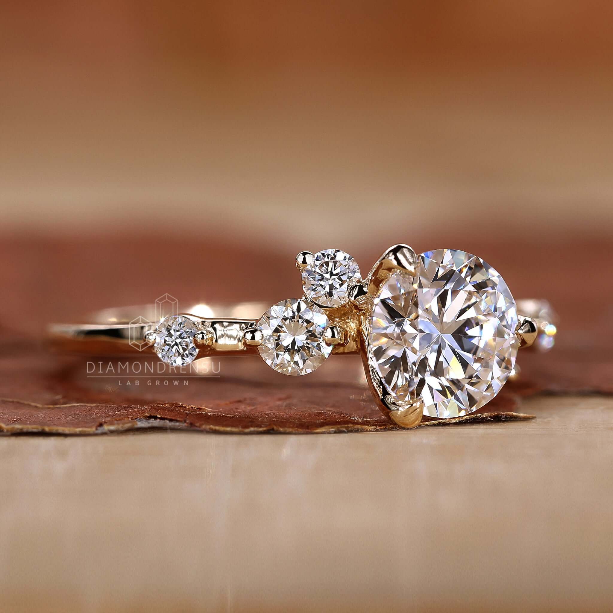 A classic 1 carat diamond ring with a stunning round diamond, ideal for a timeless look.