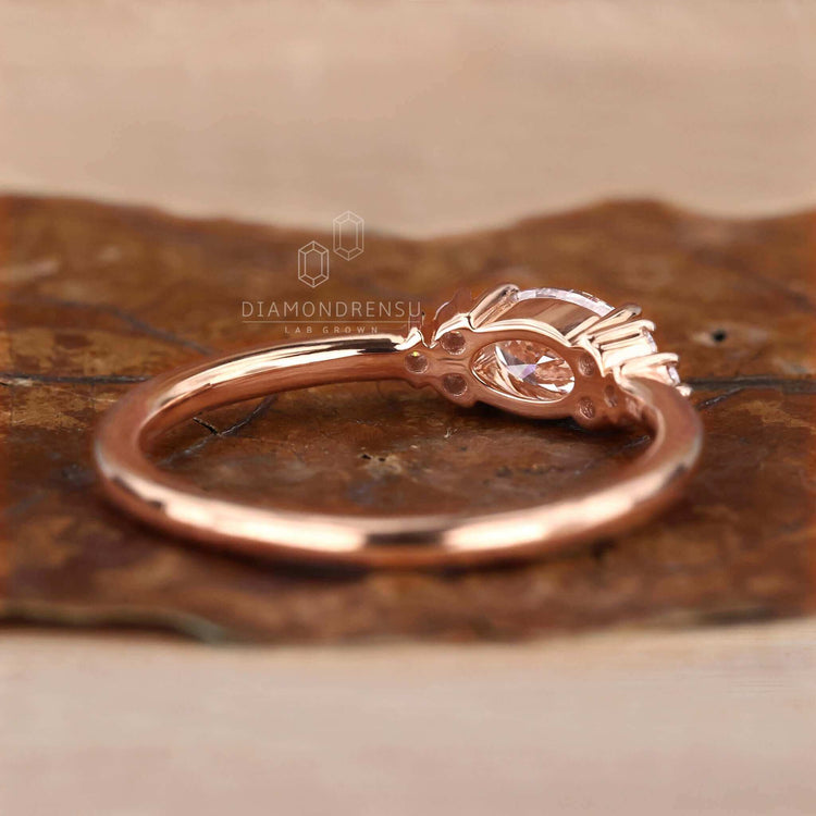 Sparkling round diamond engagement ring in a delicate prong setting for elegance.