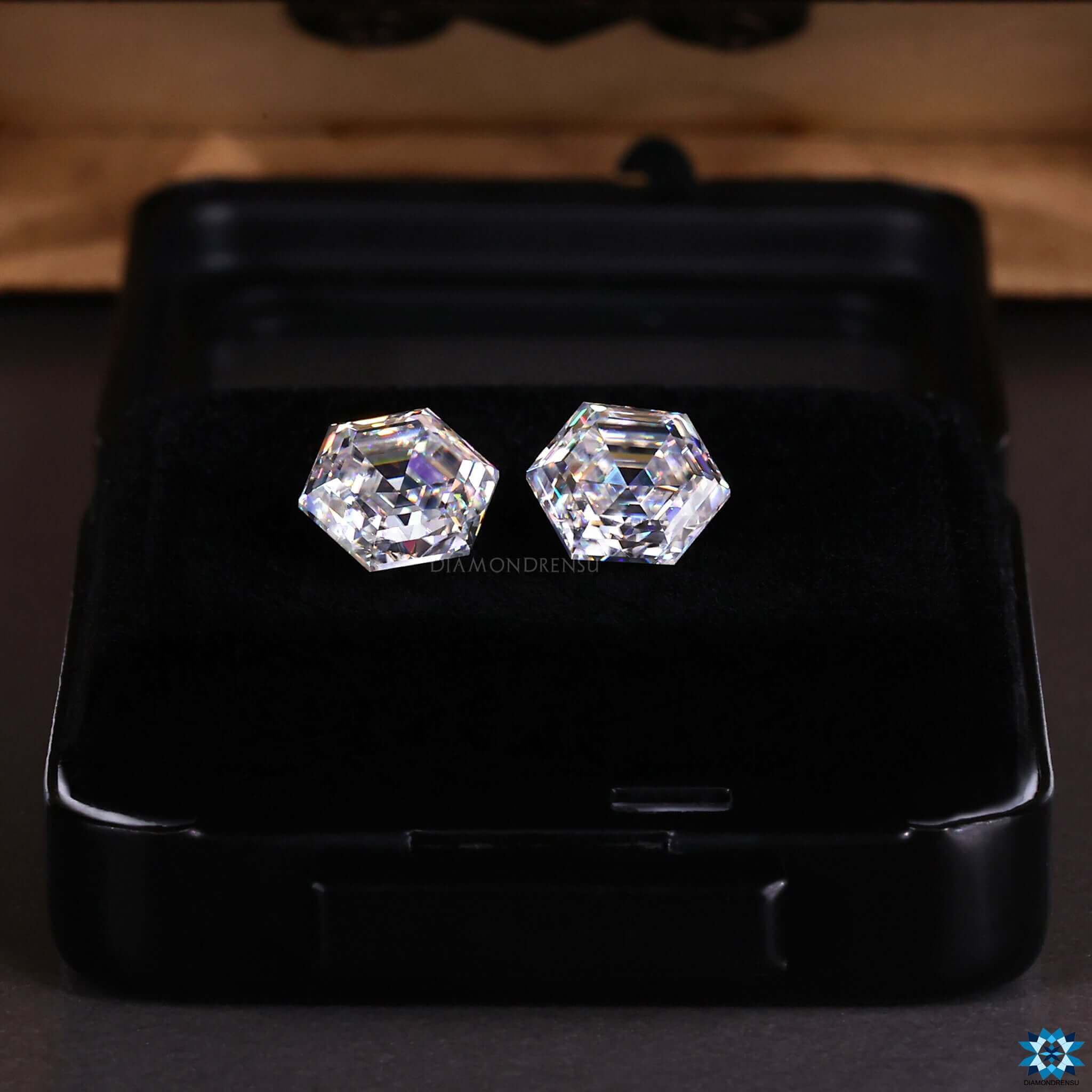 moissanite pair