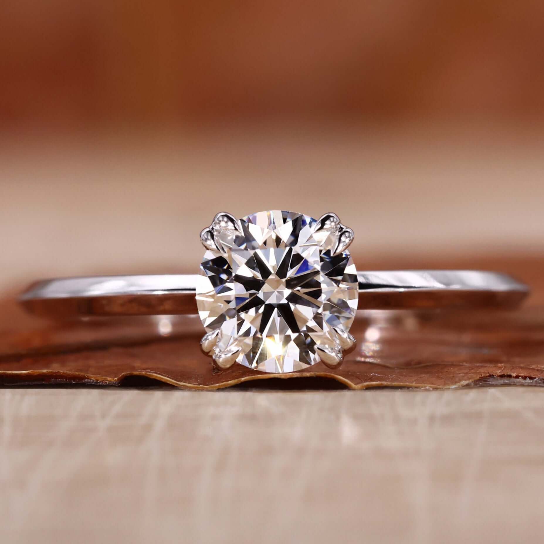 round lab grown diamond band