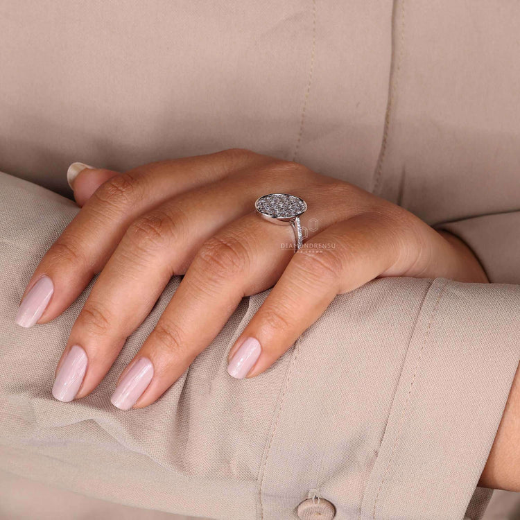Cluster diamond ring white gold design with shimmering brilliance.