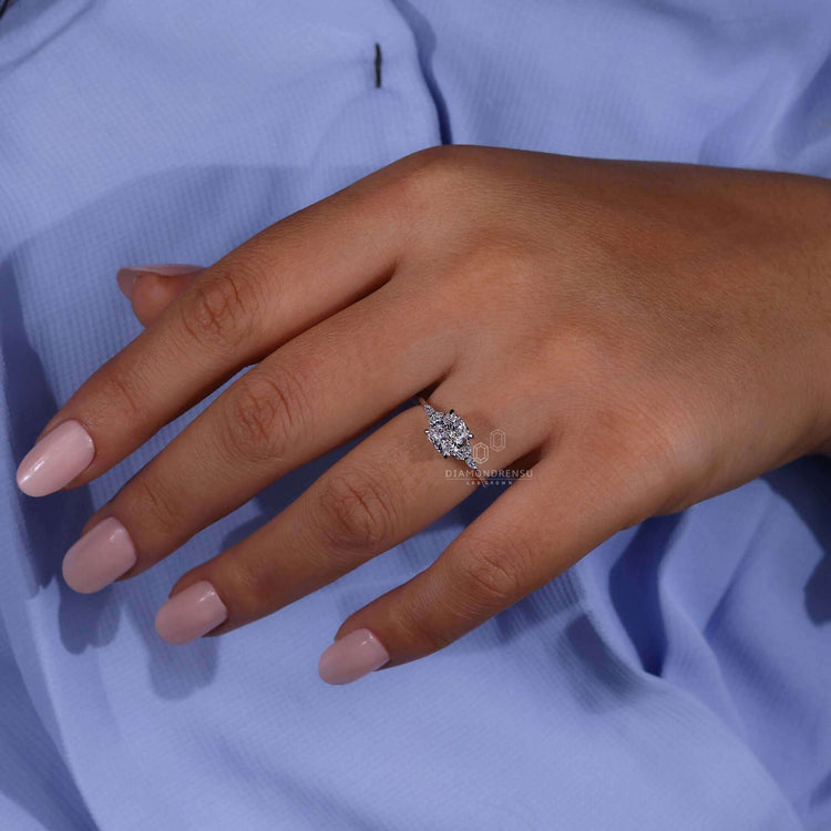 Muse Setting Ring crafted in handmade jewelry, featuring a claw prong setting for timeless beauty.