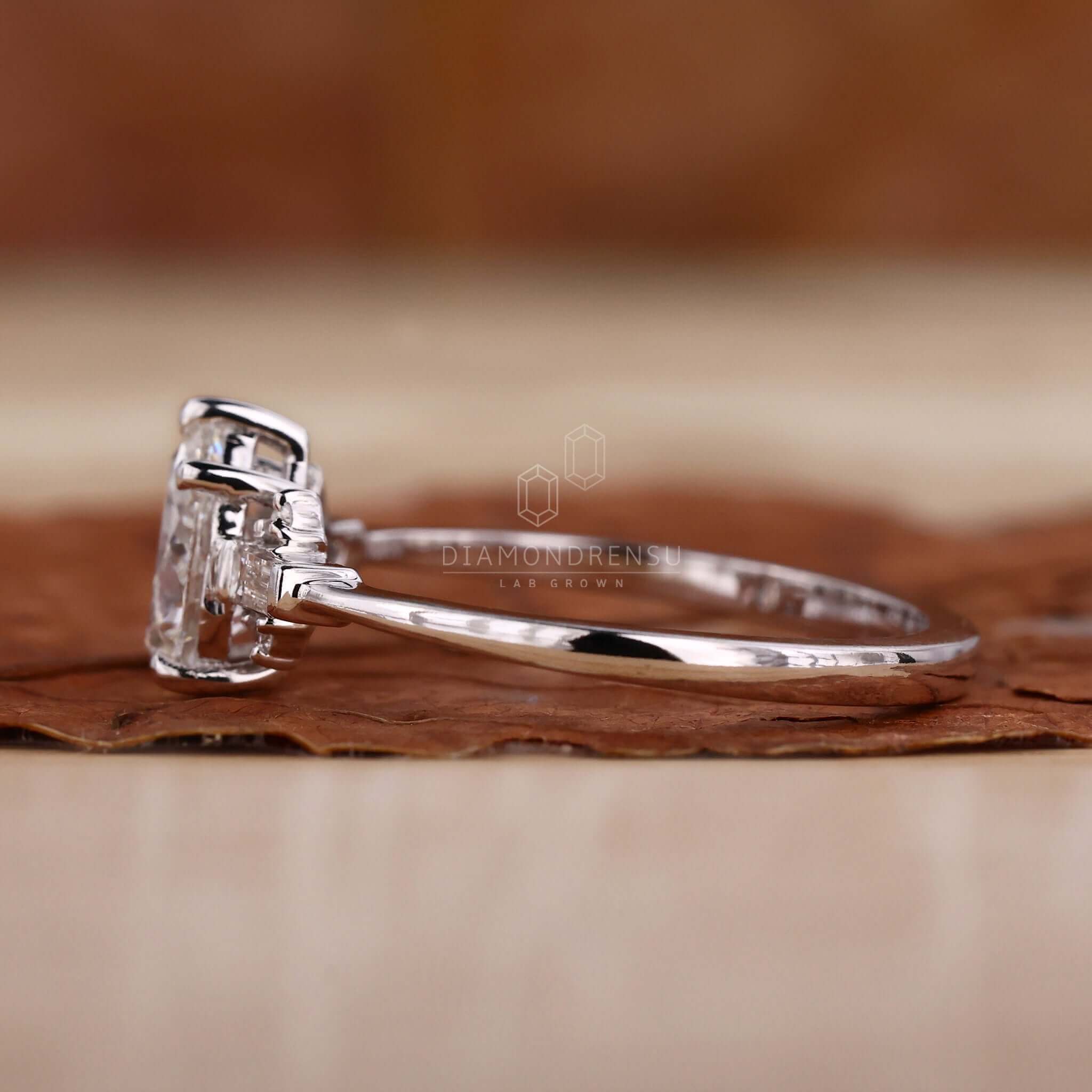 lab grown diamond engagement ring