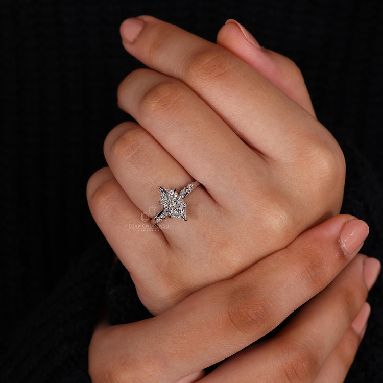 Bridge accent ring setting held by 6 claw prong setting.
