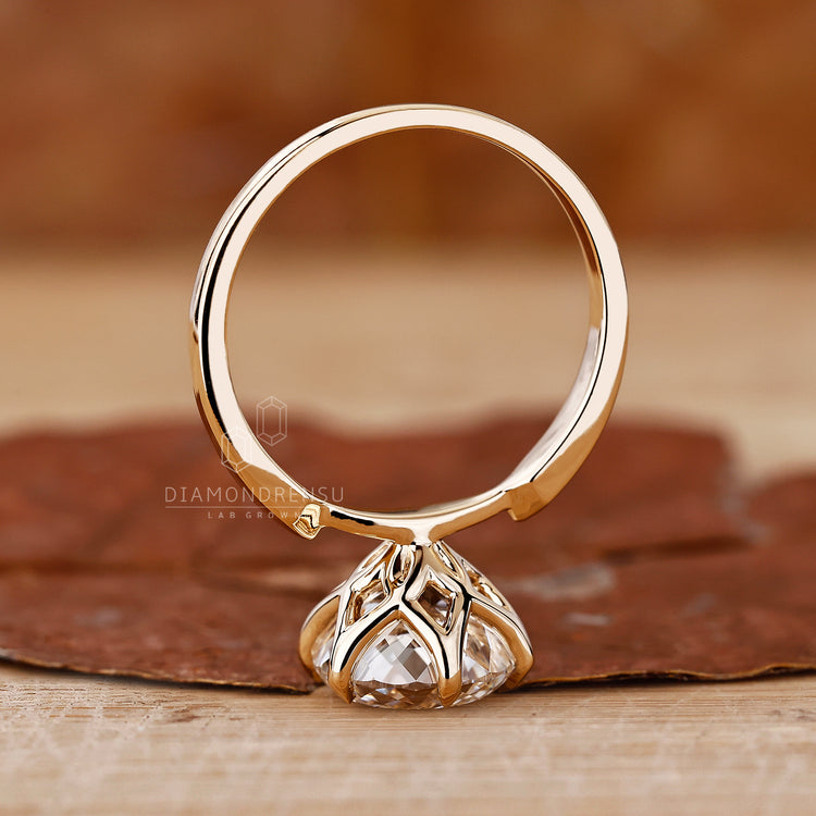 IGI certified Lab Grown Diamond on a yellow gold ring.
