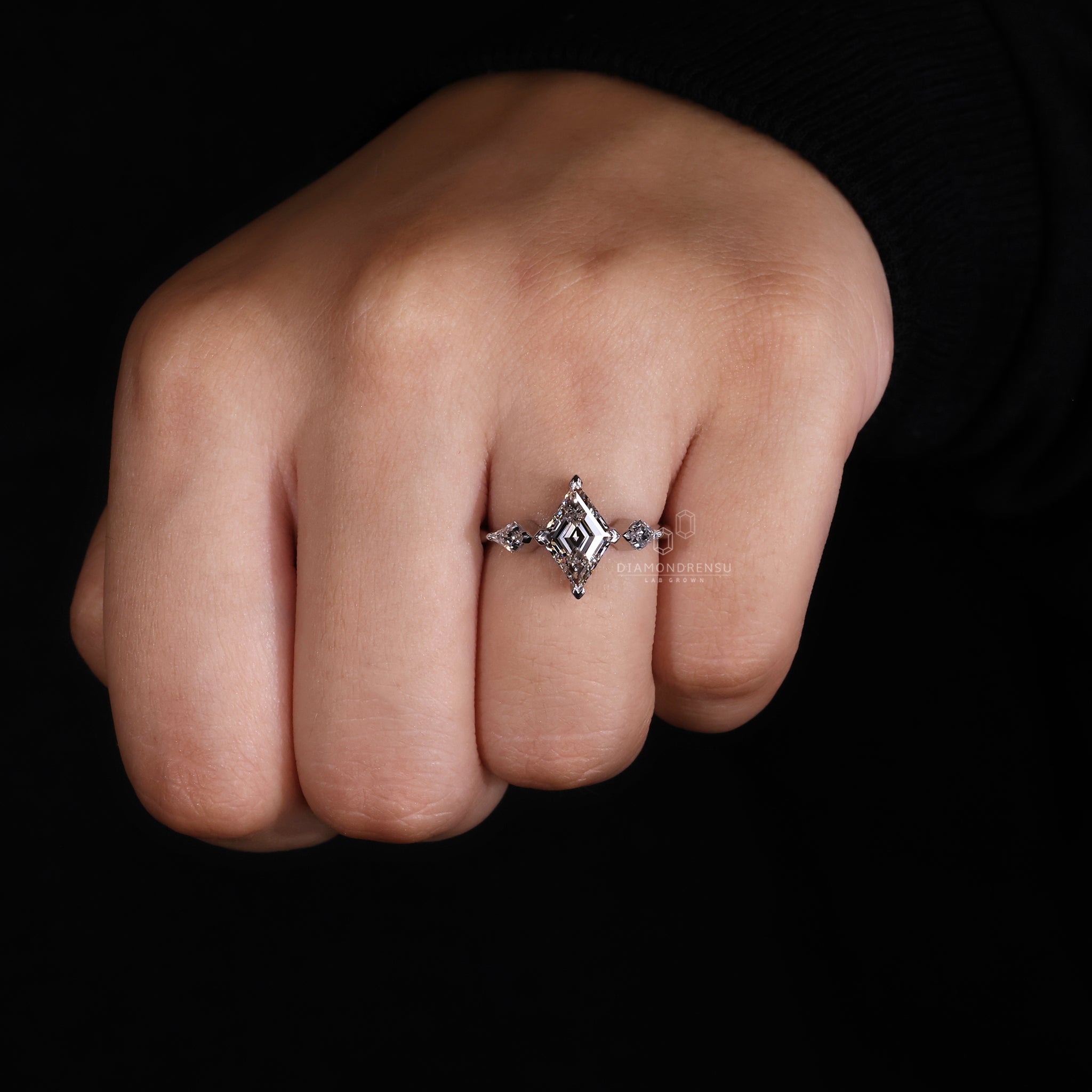 Lab Grown Diamond set in engagement ring white gold.
