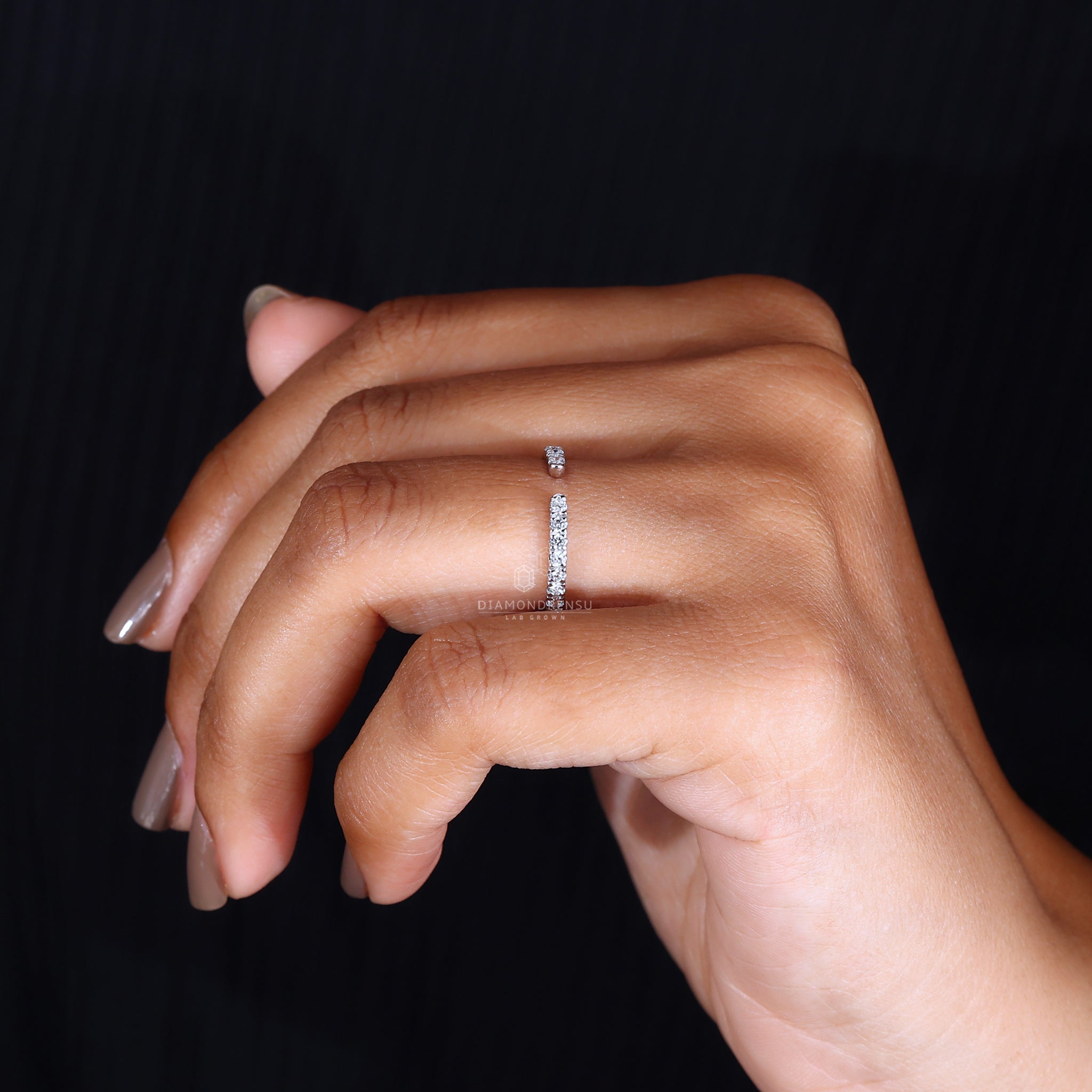 Diamondrensu UK open round diamond wedding band.

