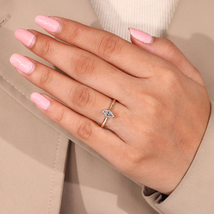 Buy diamond ring with cathedral and tulip design.
