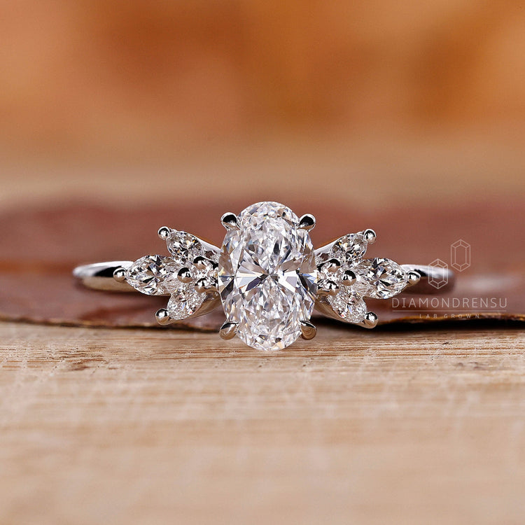 Oval engagement ring featuring a stunning oval diamond with a 4 prong claw setting and claw prong setting.
