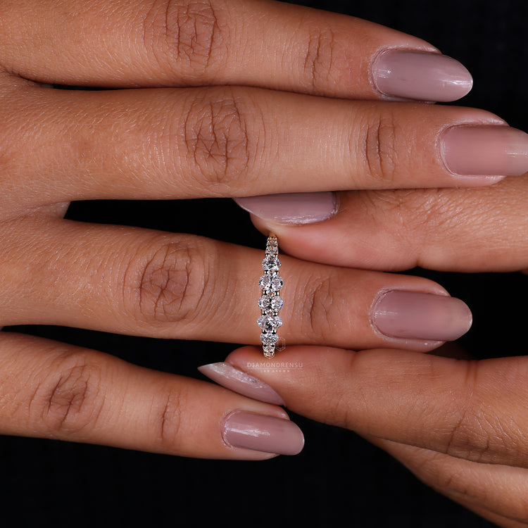 Lab grown diamond yellow gold wedding band UK.
