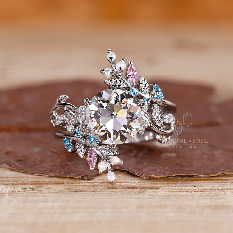 Round pearl band paired with nature inspired design.
