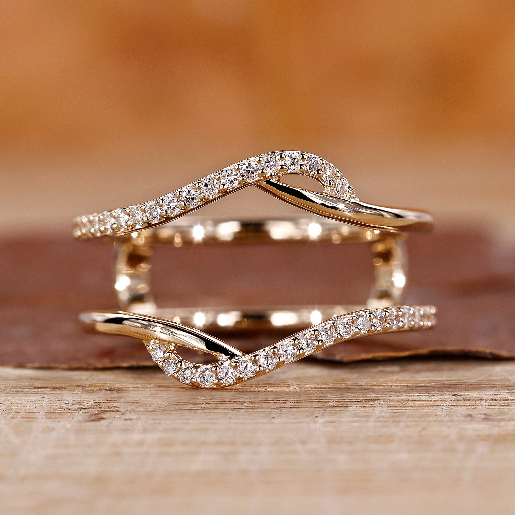 Wrap wedding band in yellow gold.
