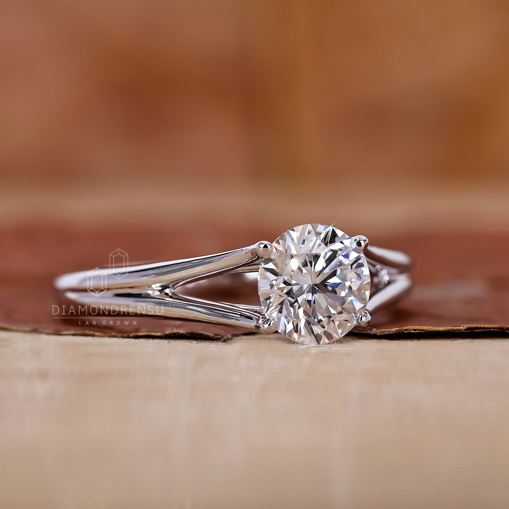 Custom engagement ring with a round diamond stone.
