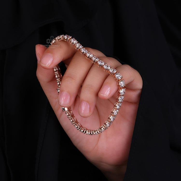 Handmade bracelet crafted in rose gold using Lab Grown Diamonds.
