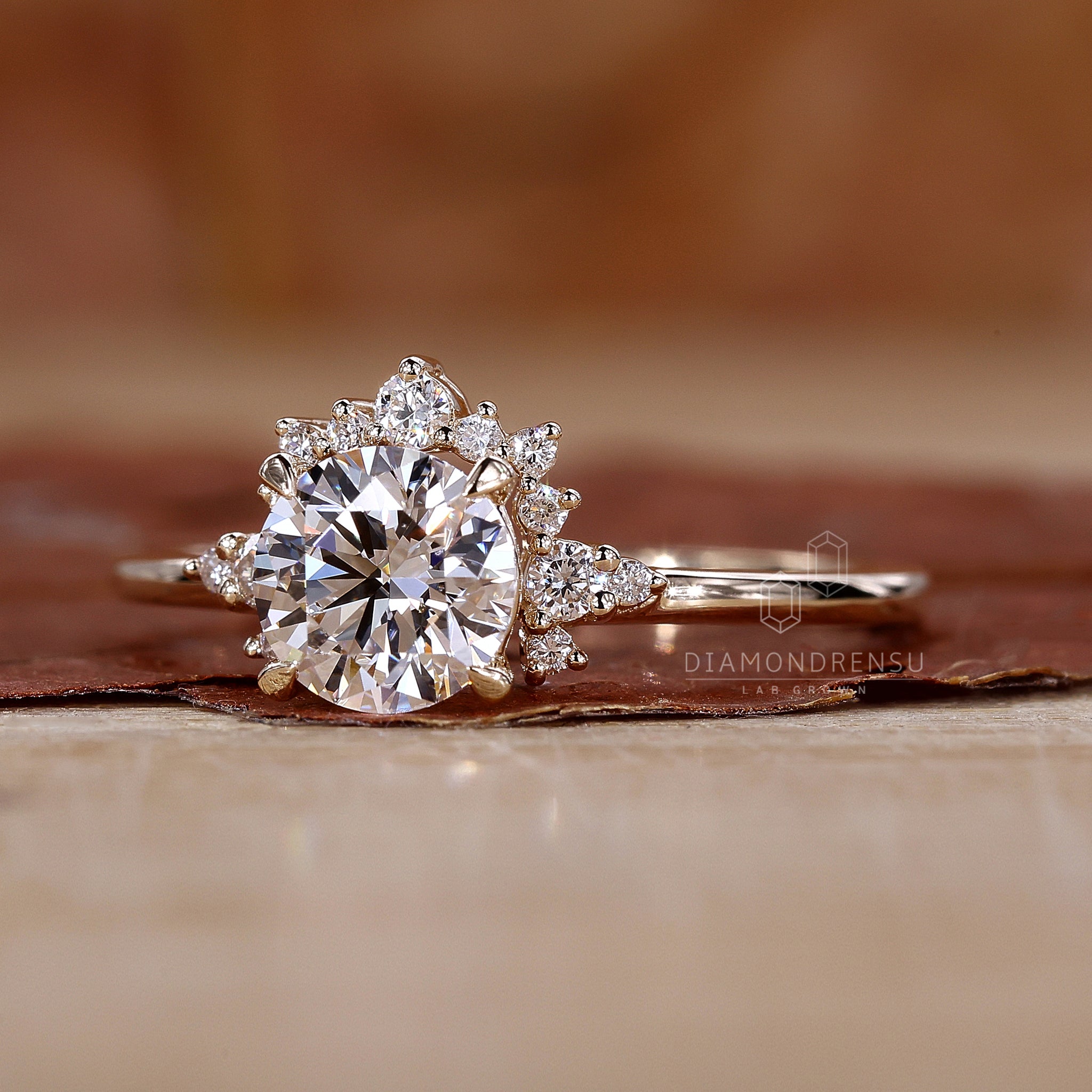 4 claw prong setting round halo engagement ring.
