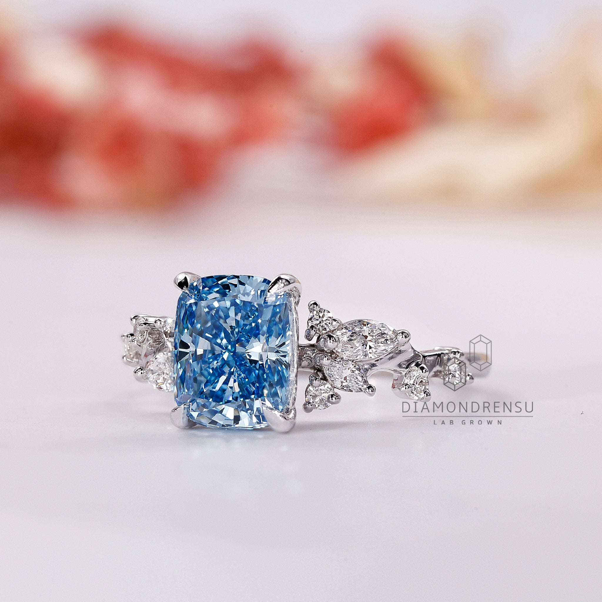 Handmade ring by Diamondrensu UK with lab grown cushion diamond.
