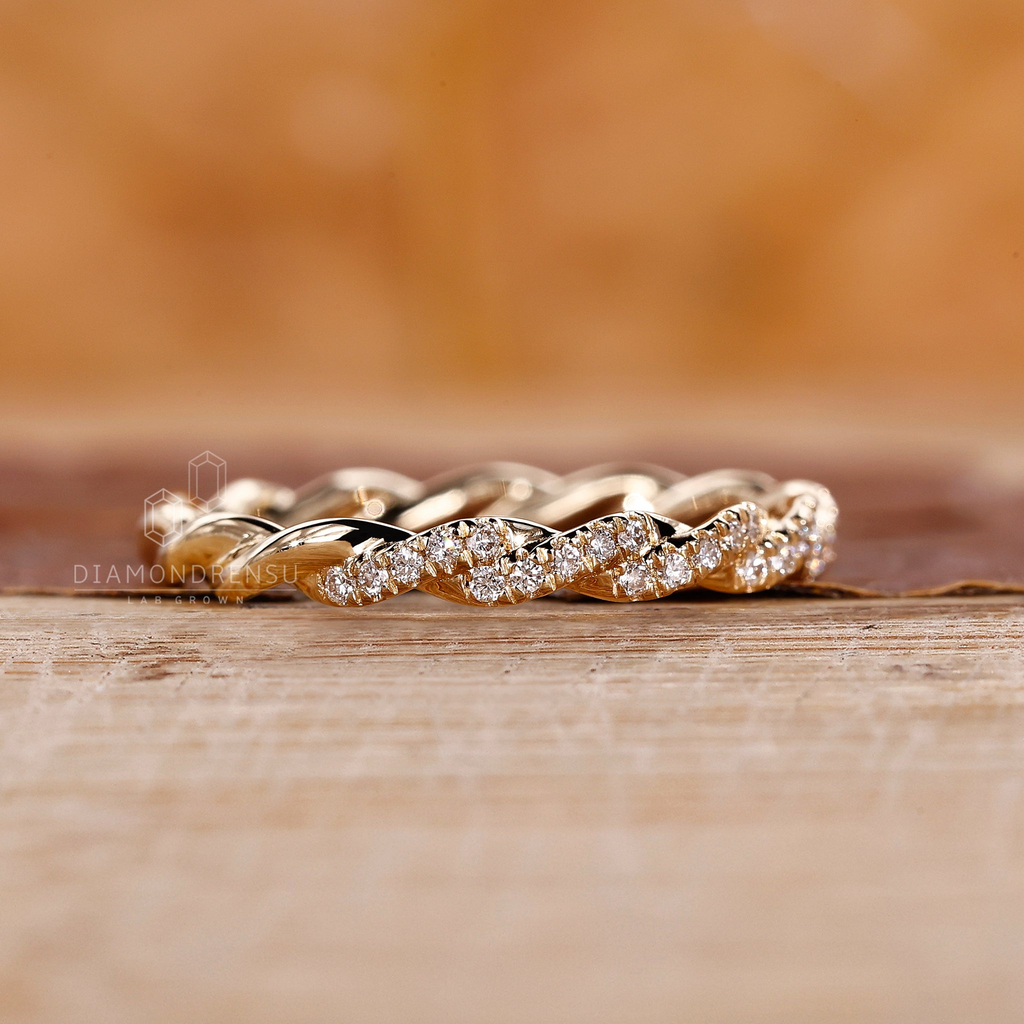 Elegant twisted wedding ring UK.

