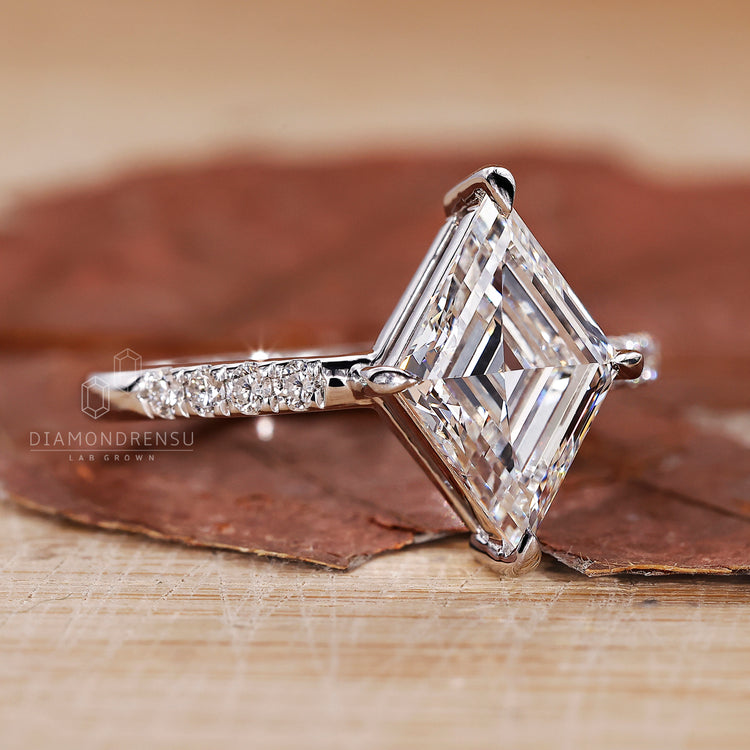 Elegant lozenge cut diamond ring perfect as a gift for her.
