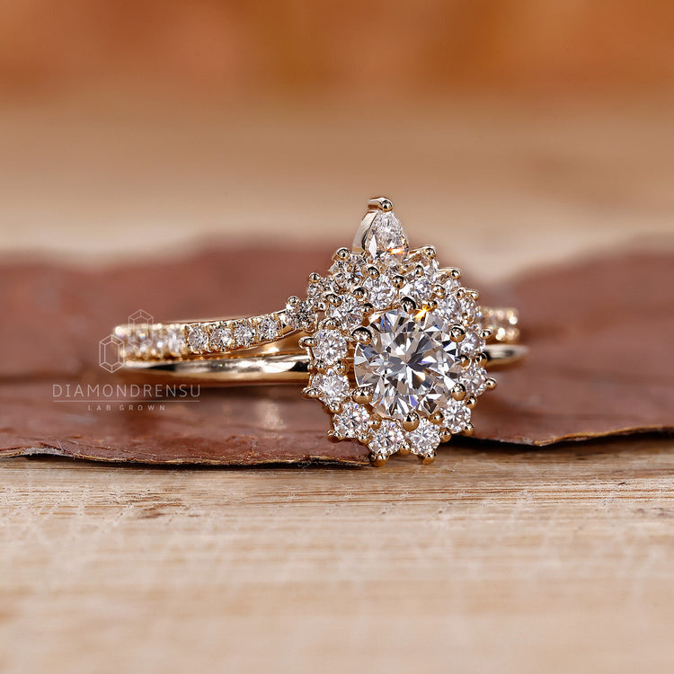 Buy bridal set crafted with IGI certified Lab Grown Diamond.
