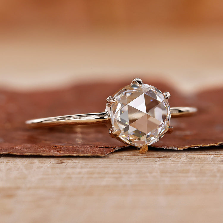 Round Solitaire Engagement Ring with a 6 claw prong setting.
