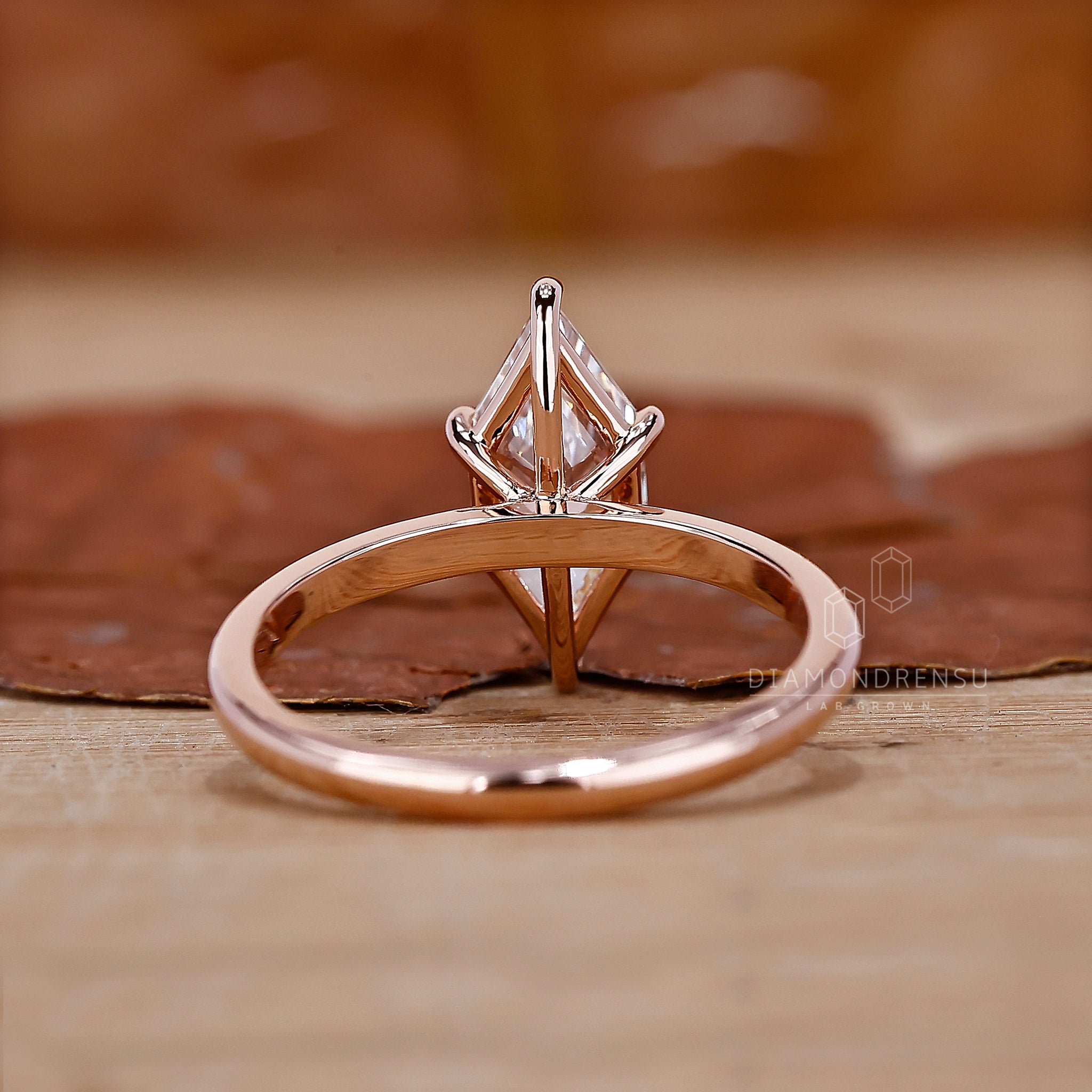 Handmade jewellery featuring a lab grown diamond in a solitaire setting.
