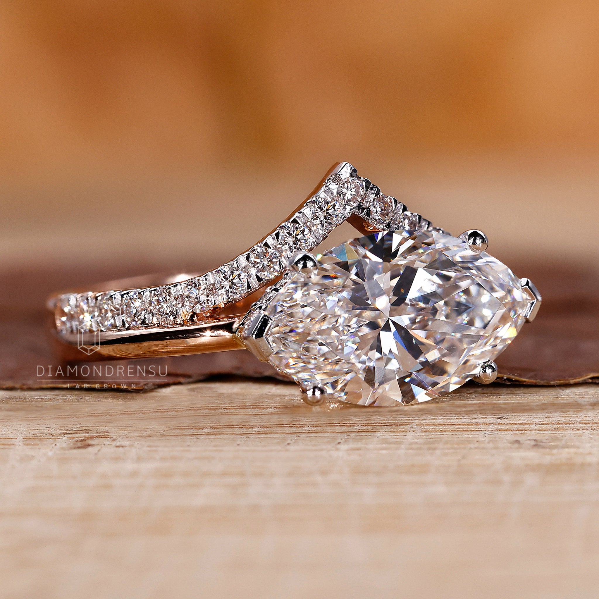 Custom diamond ring from Diamondrensu UK handmade jewellery collection.
