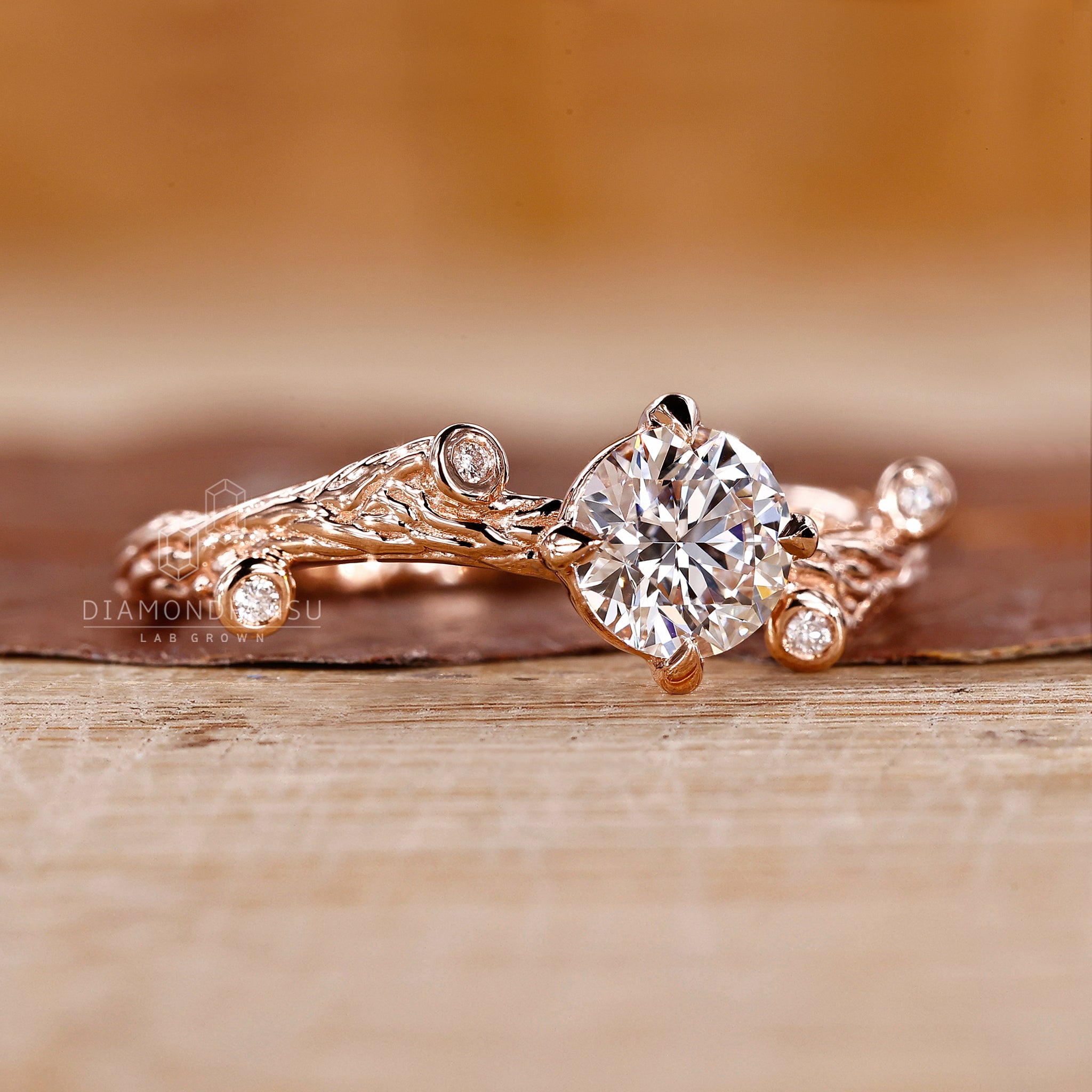 Rose gold ring in round cut diamond engagement ring style
