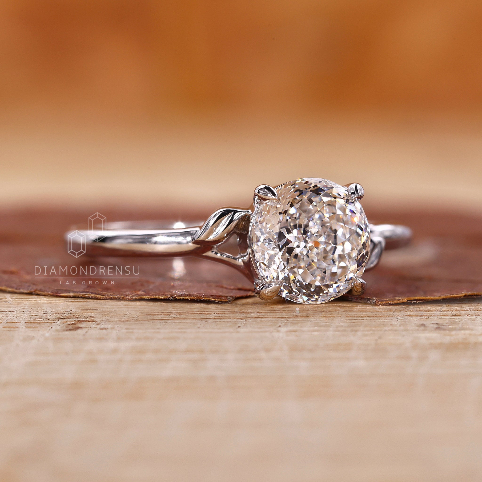 Buy engagement ring with Portuguese cut diamond.
