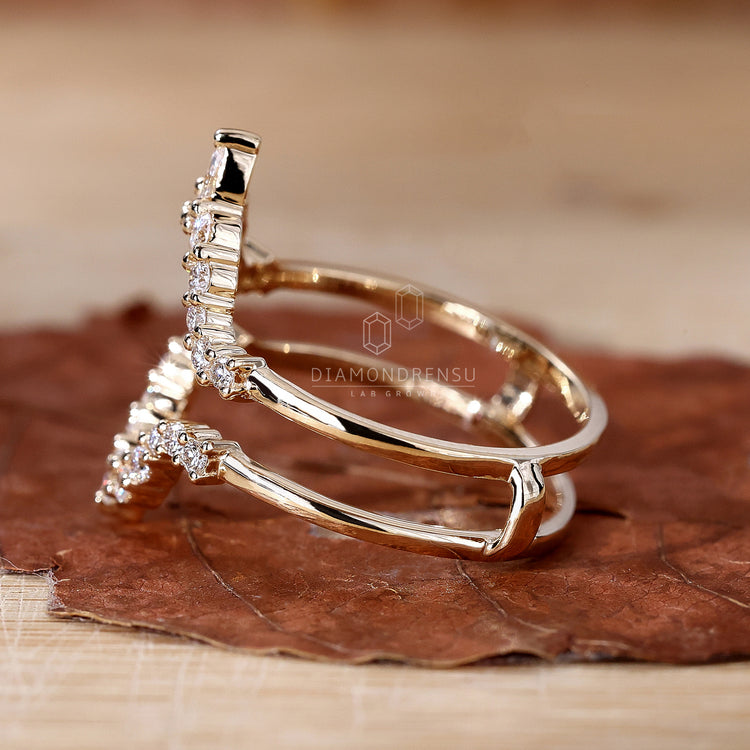 Unique enhancer wedding band by Diamondrensu UK.
