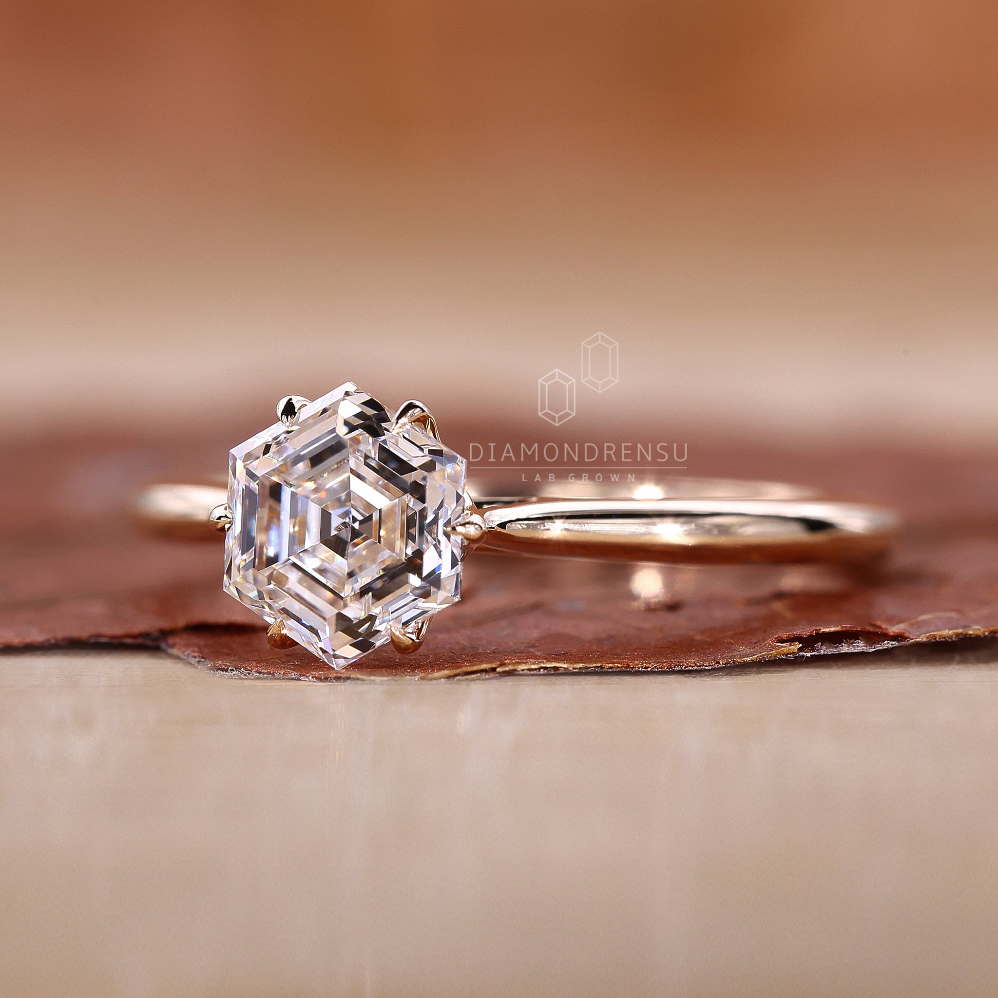 Handmade ring showcasing an IGI certified lab grown diamond.
