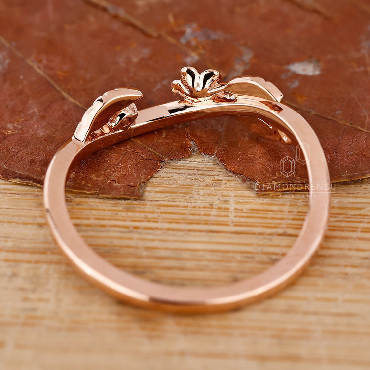 Lab Grown Diamond band in a handmade nature inspired style.