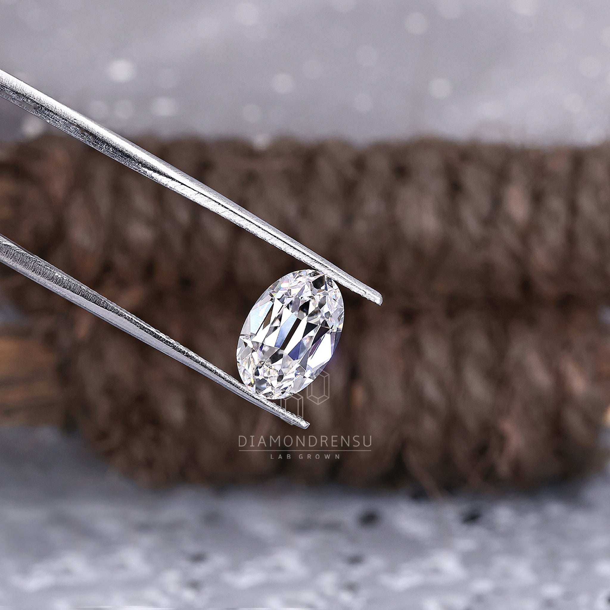 Diamondrensu UK loose diamond featuring 2.06 carat oval cut.
