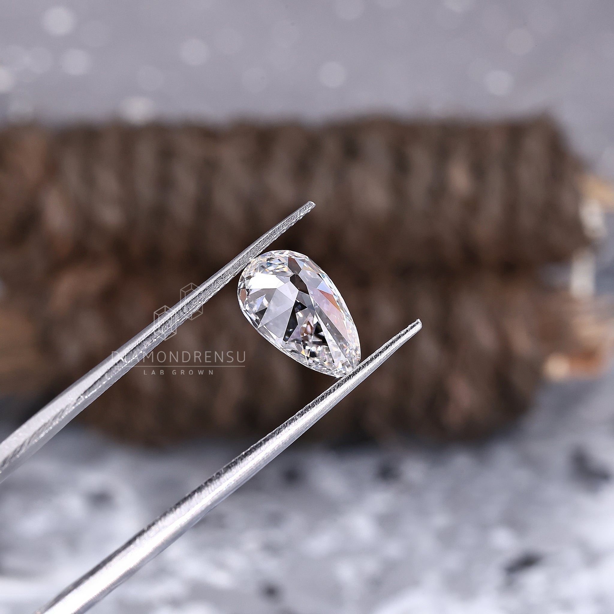 Loose pear cut diamond featuring 2.11 carat Lab Grown Diamond.
