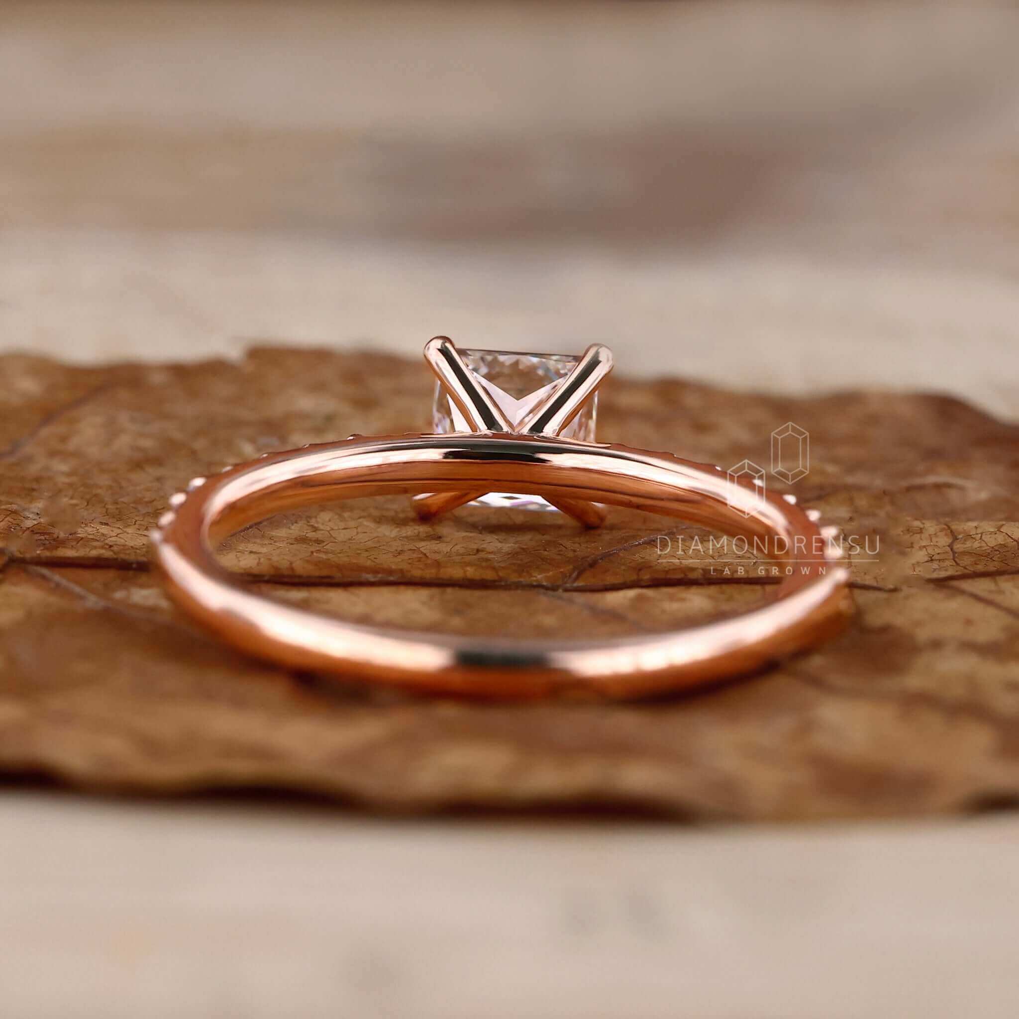 rose gold engagement ring