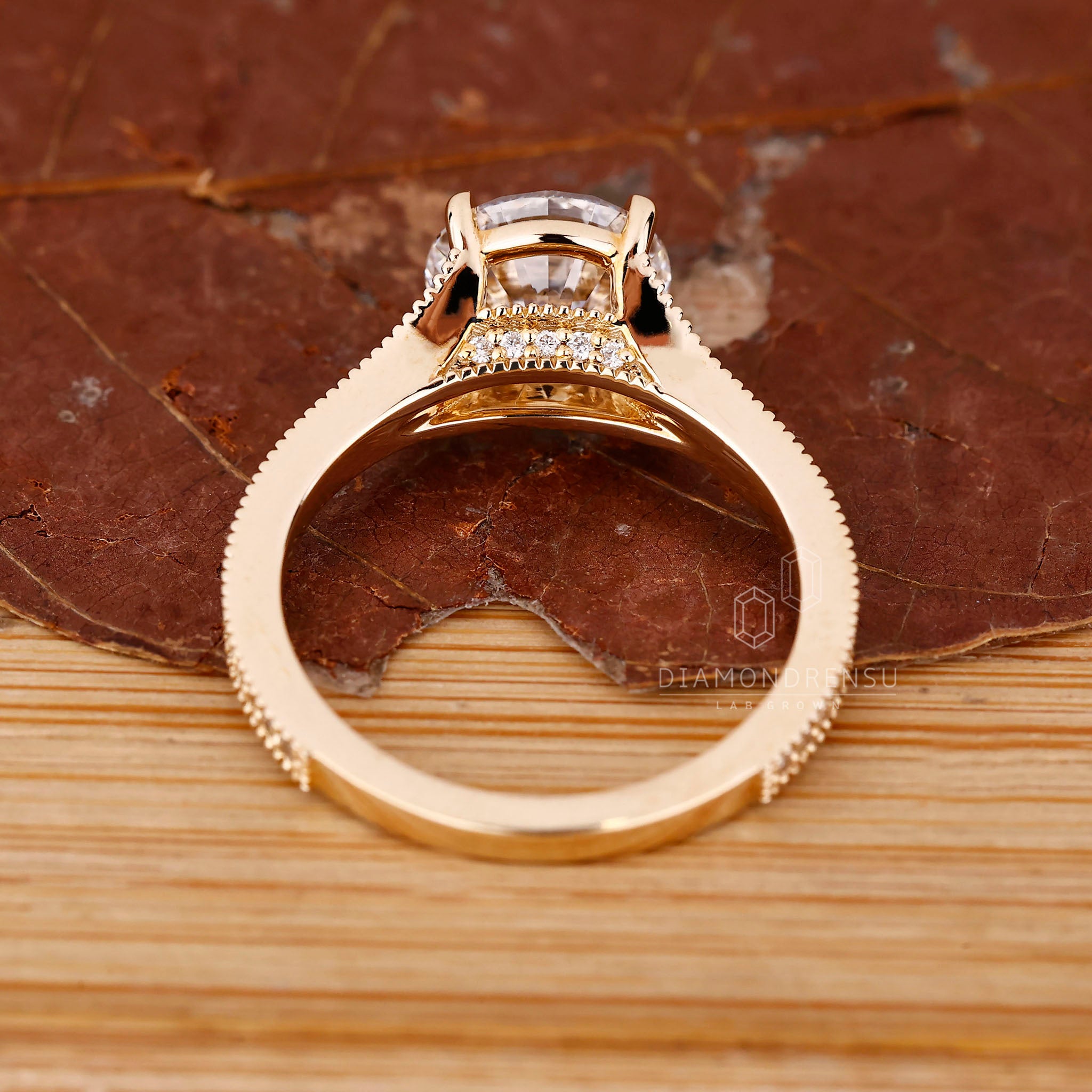 IGI certified diamond offering trusted quality.
