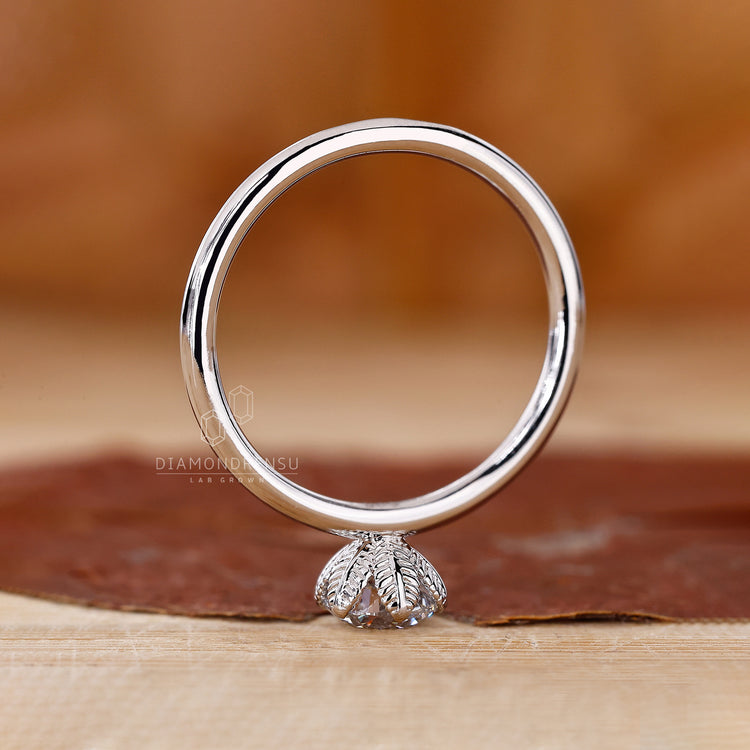 Lab Grown Diamond placed in round solitaire ring.
