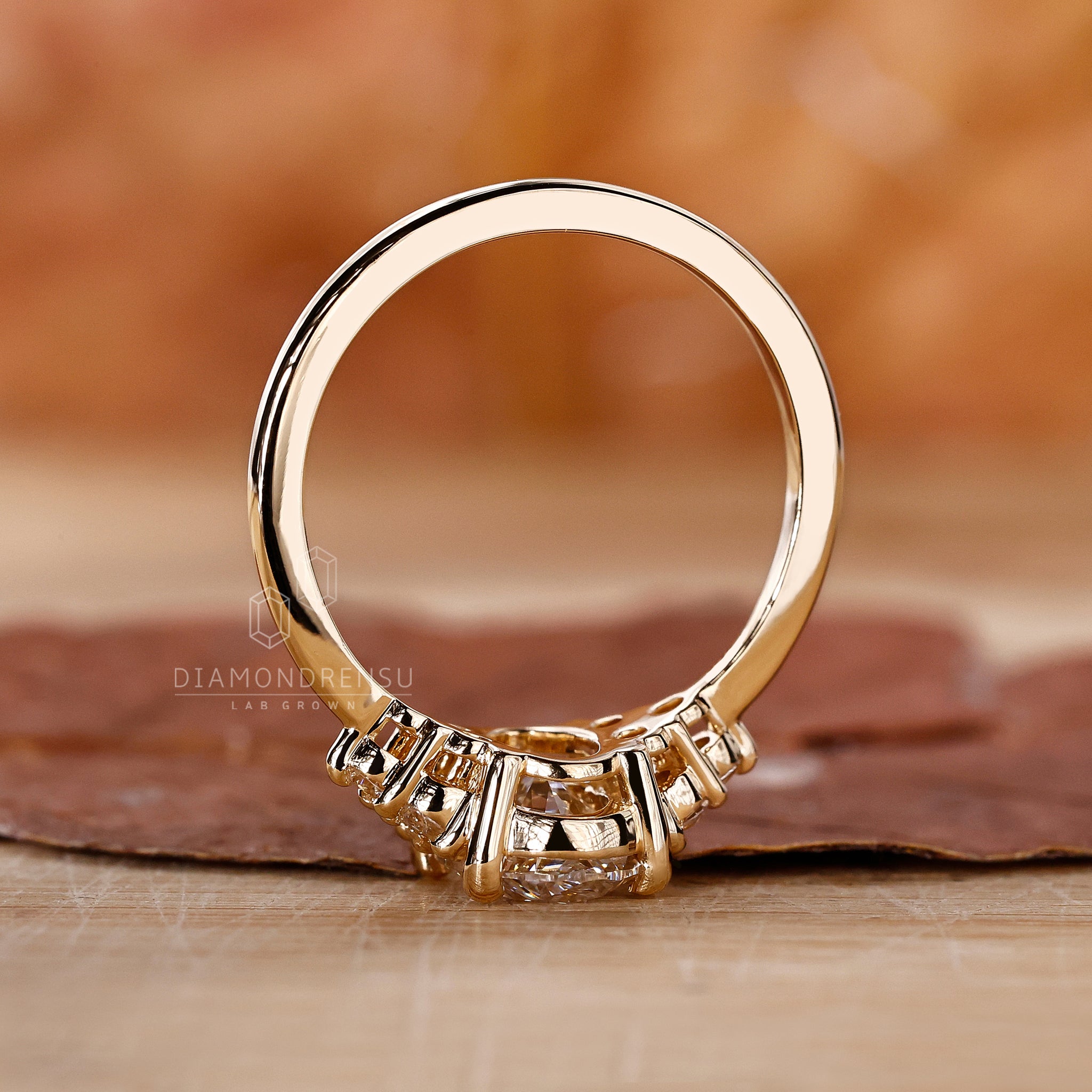 Diamondrensu UK engagement ring with 4 prong ring
