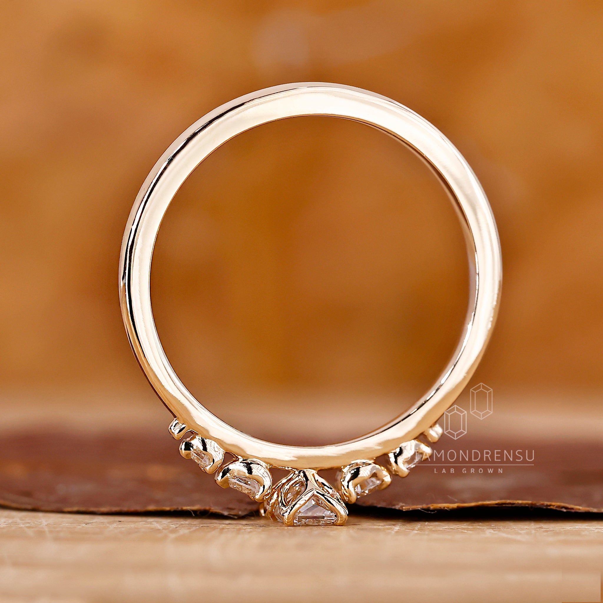 Handmade jewelry with radiant cut centre design.

