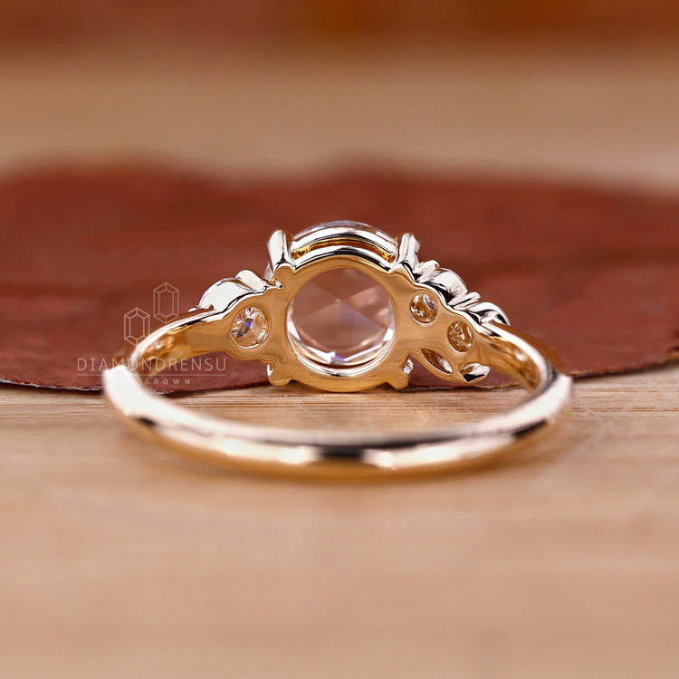 Marquise diamond ring is added with round rose cut style.
