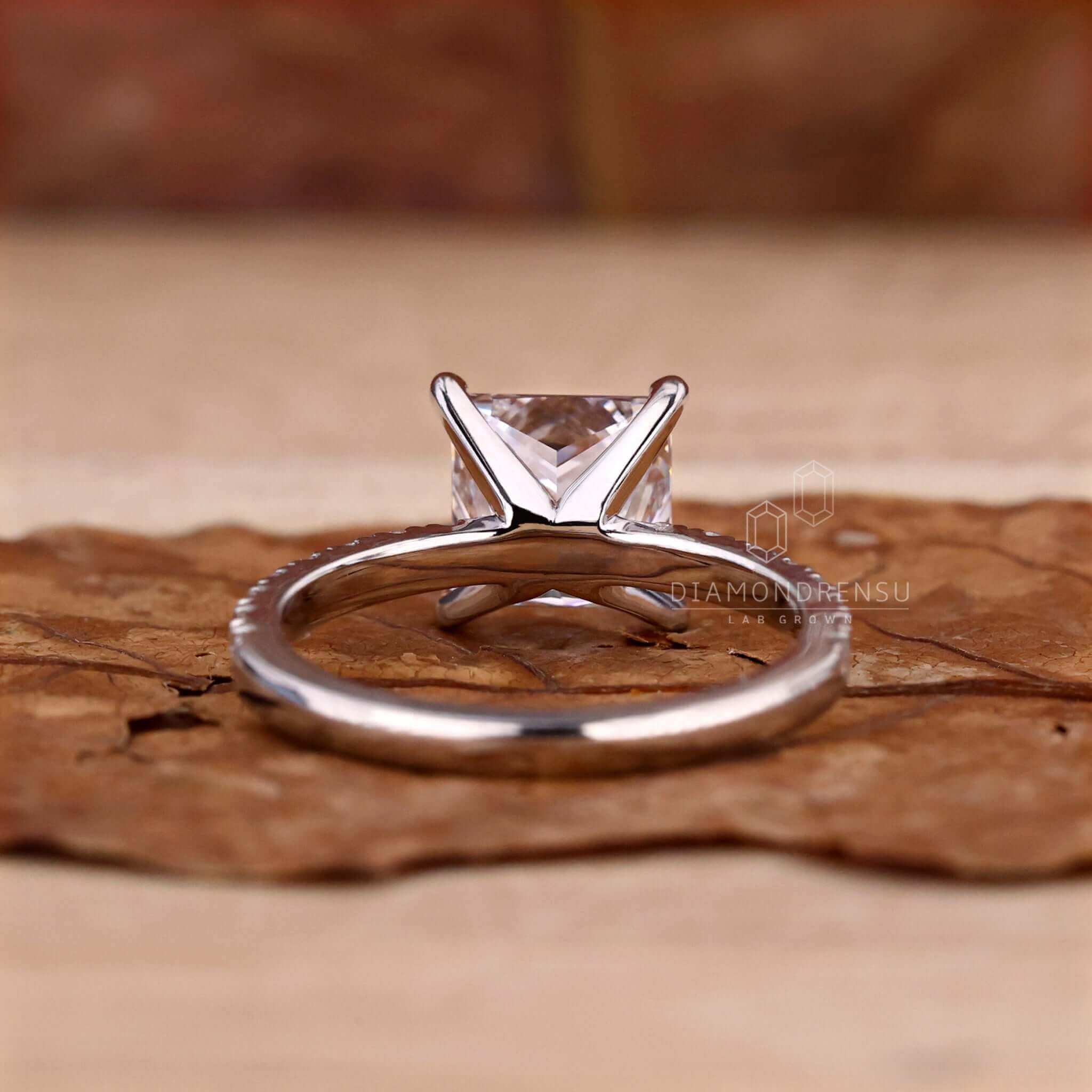 Stunning princess cut diamond engagement ring for a modern look.