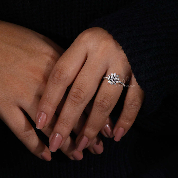 Unique cluster ring featuring lab-grown diamonds for added charm.
