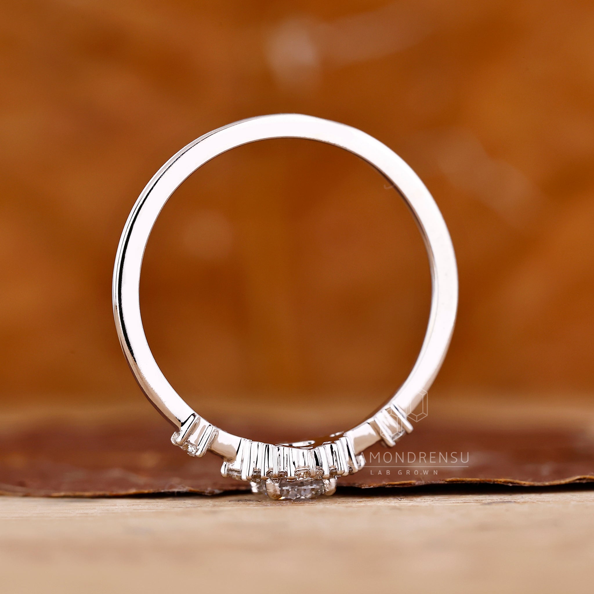 IGI certified diamond for assured quality.
