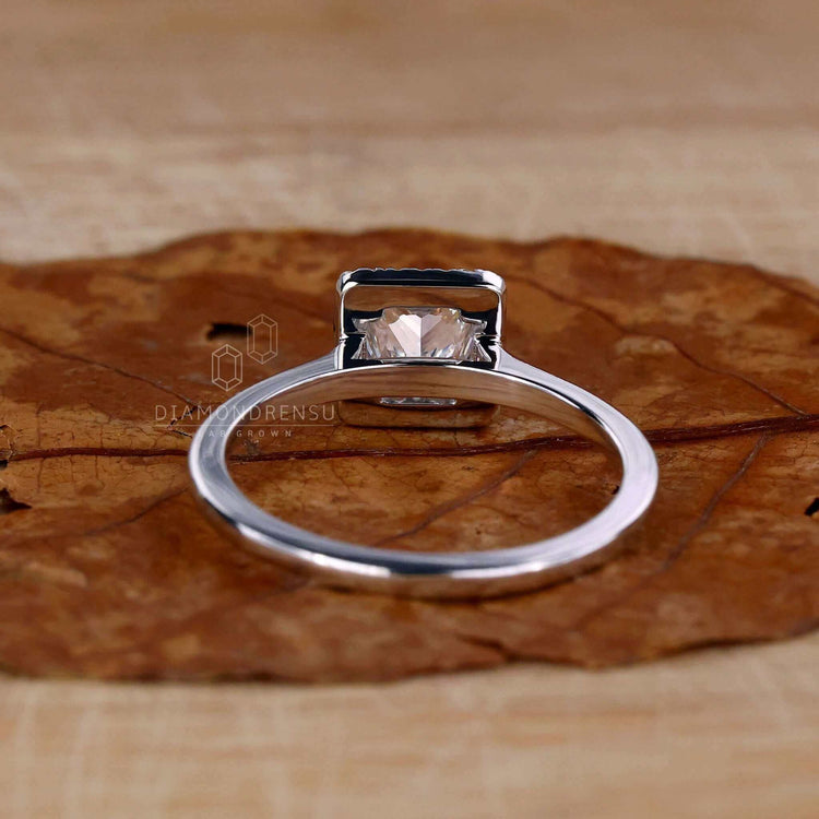 Beautiful princess cut diamond engagement ring for special moments.