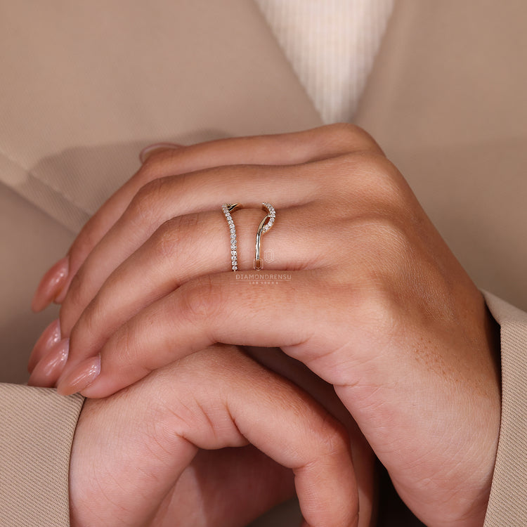 Unique wrap wedding ring design.
