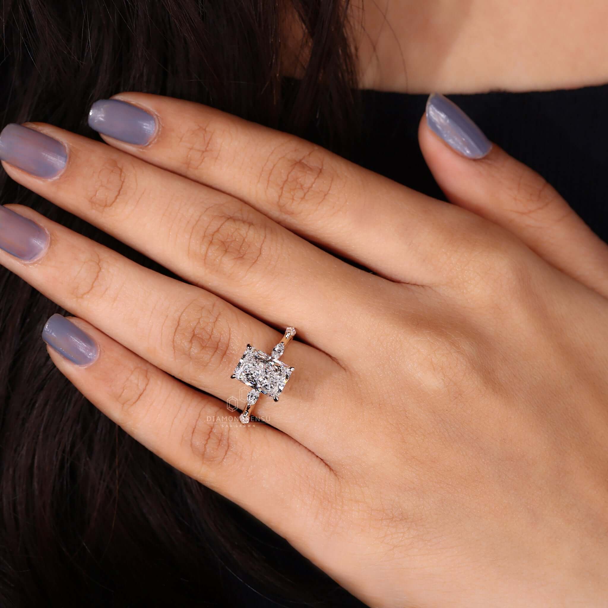 A hidden halo ring with exquisite craftsmanship, perfect for a special occasion.